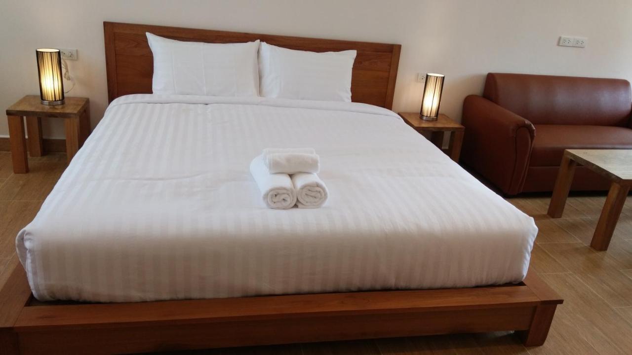 Le Grand Bleu Hotel Wok Tum Luaran gambar