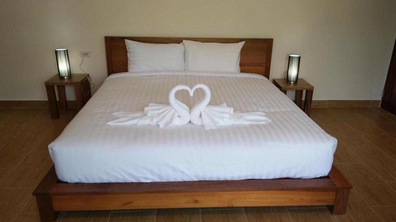 Le Grand Bleu Hotel Wok Tum Luaran gambar