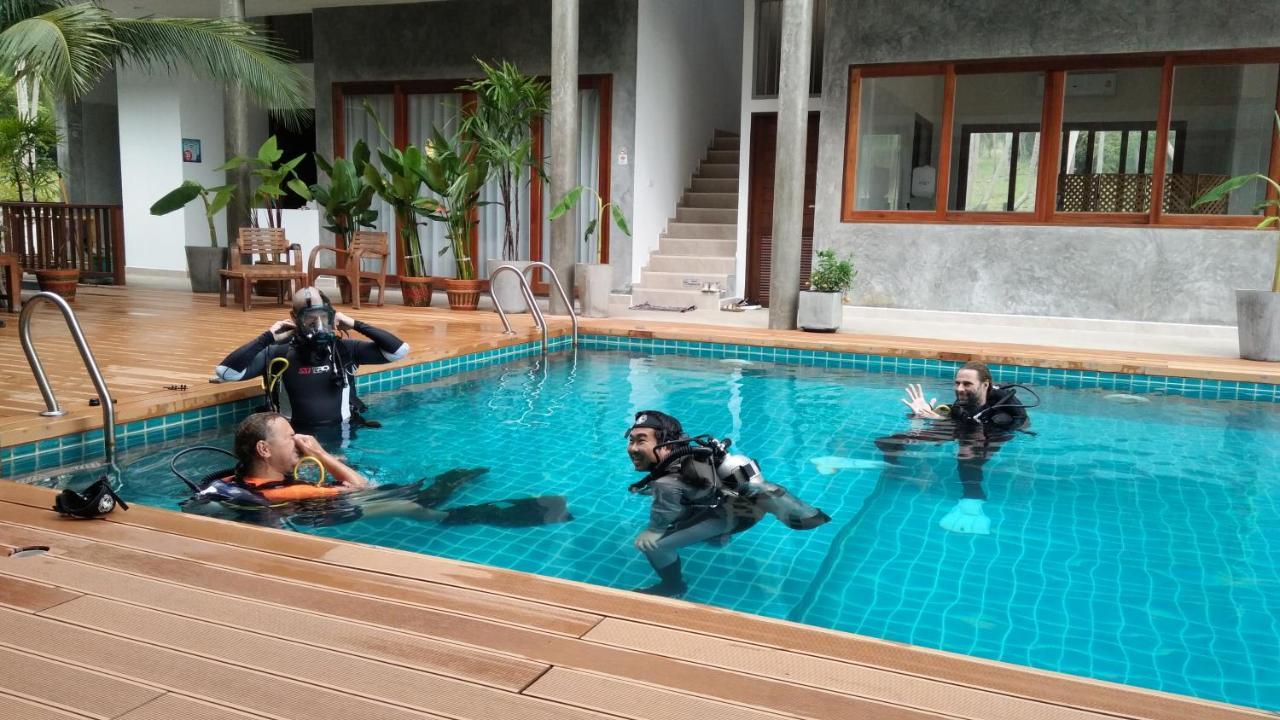 Le Grand Bleu Hotel Wok Tum Luaran gambar