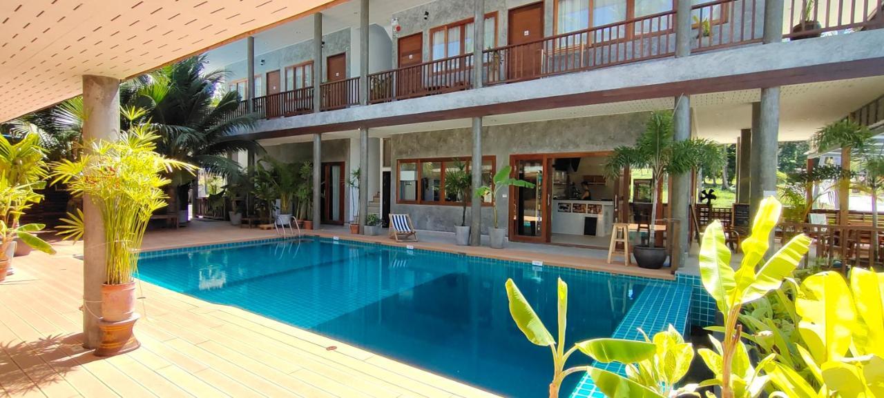 Le Grand Bleu Hotel Wok Tum Luaran gambar