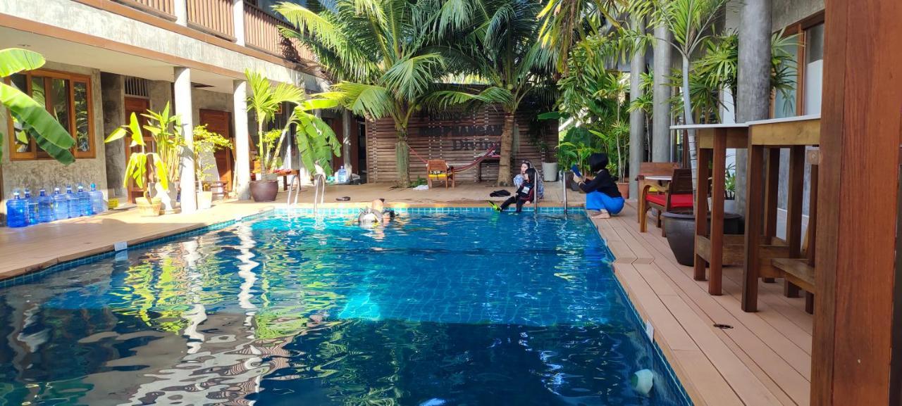Le Grand Bleu Hotel Wok Tum Luaran gambar