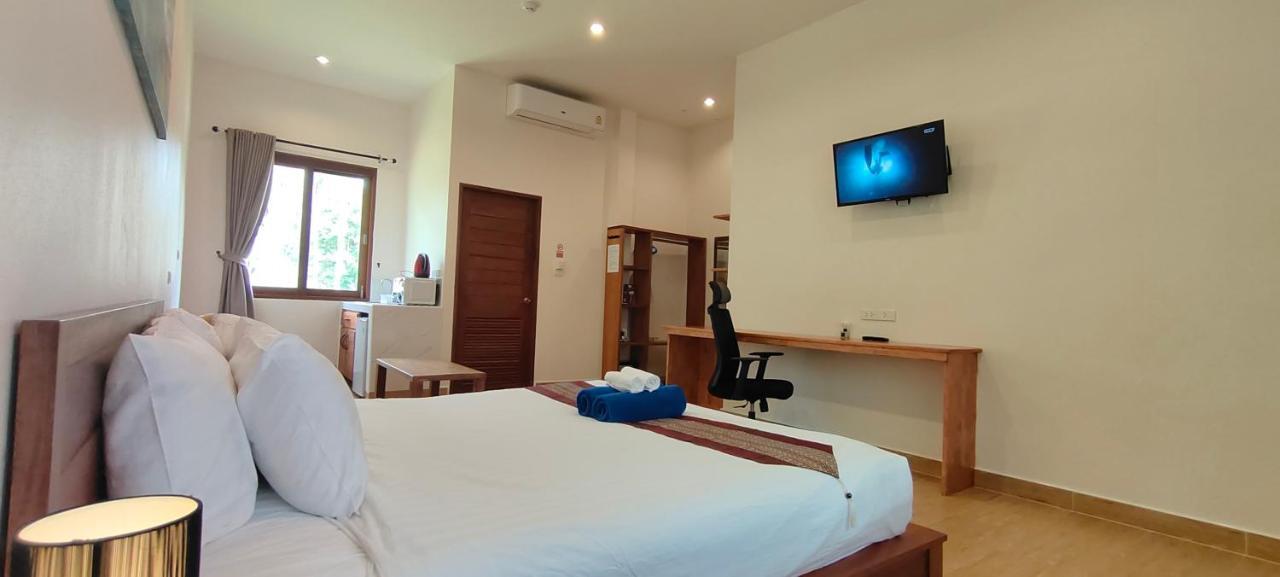 Le Grand Bleu Hotel Wok Tum Luaran gambar