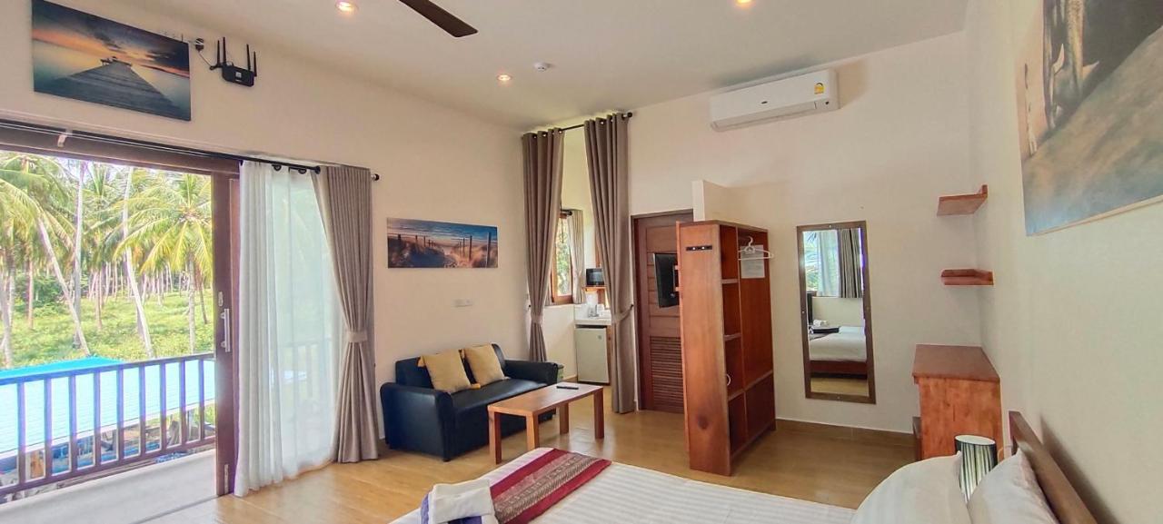 Le Grand Bleu Hotel Wok Tum Luaran gambar