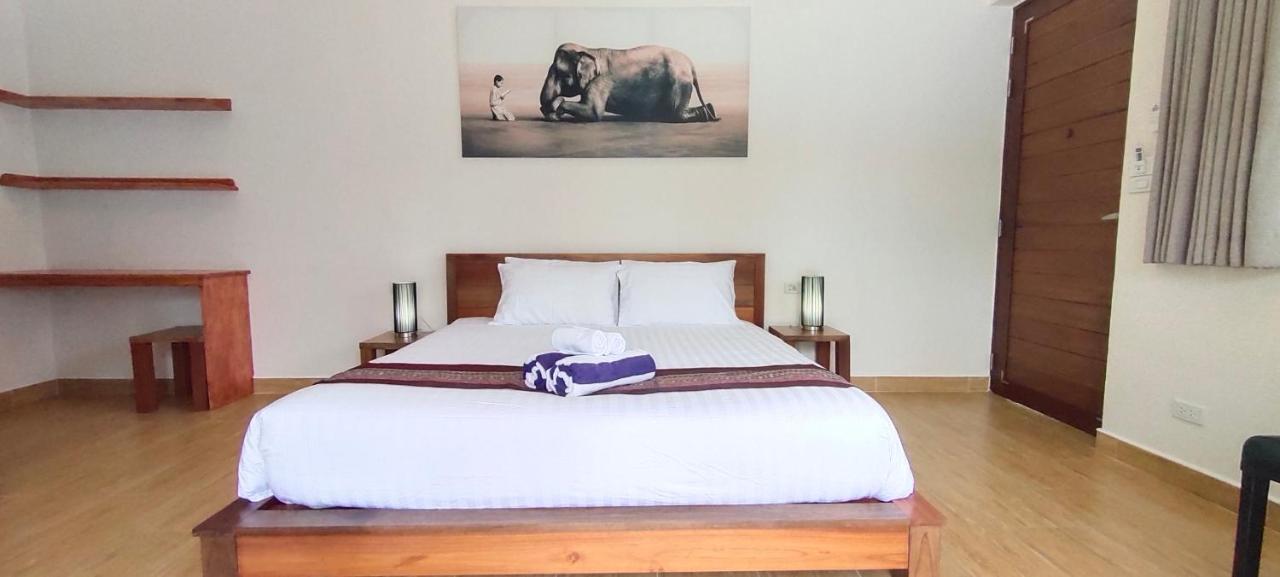 Le Grand Bleu Hotel Wok Tum Luaran gambar