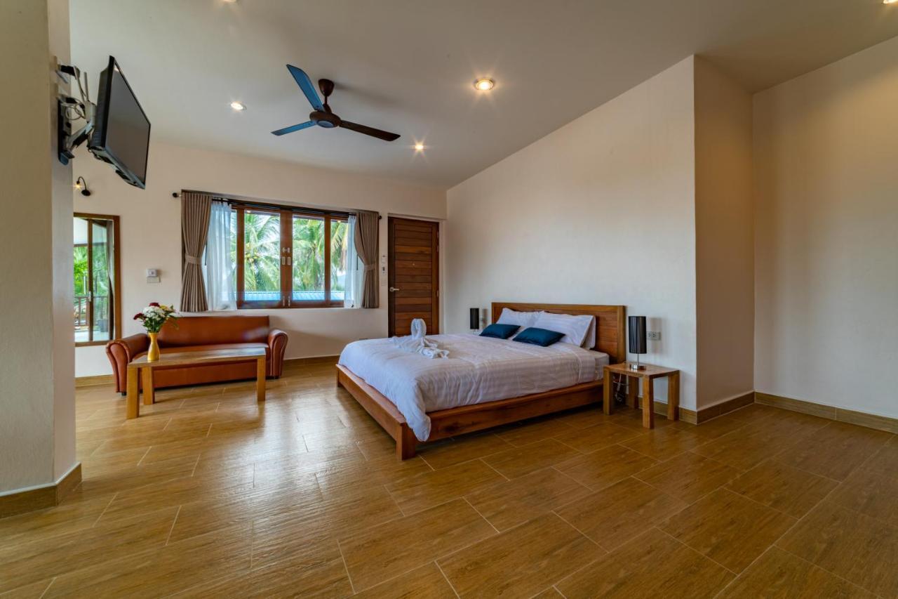 Le Grand Bleu Hotel Wok Tum Luaran gambar